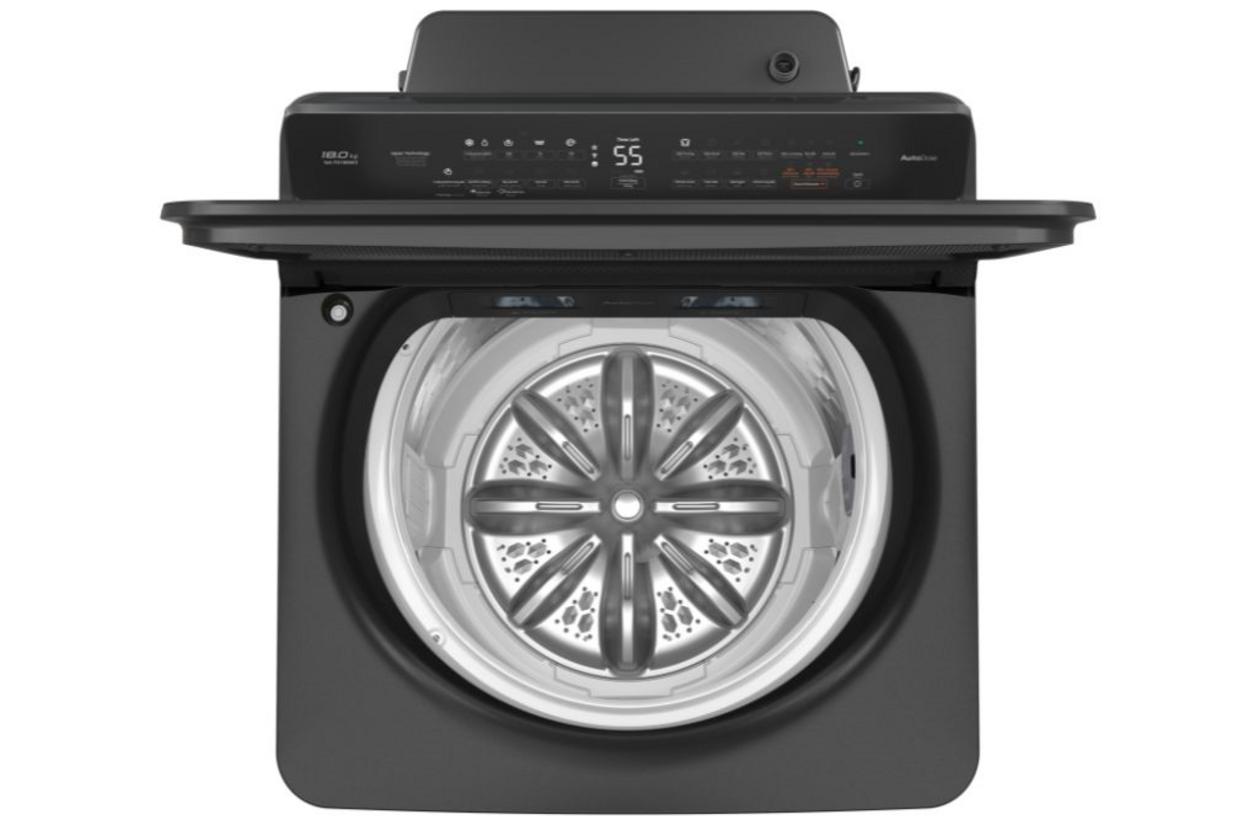 Lồng giặt 18kg phù hợp giặt chăn mền và mẻ đồ lớn.