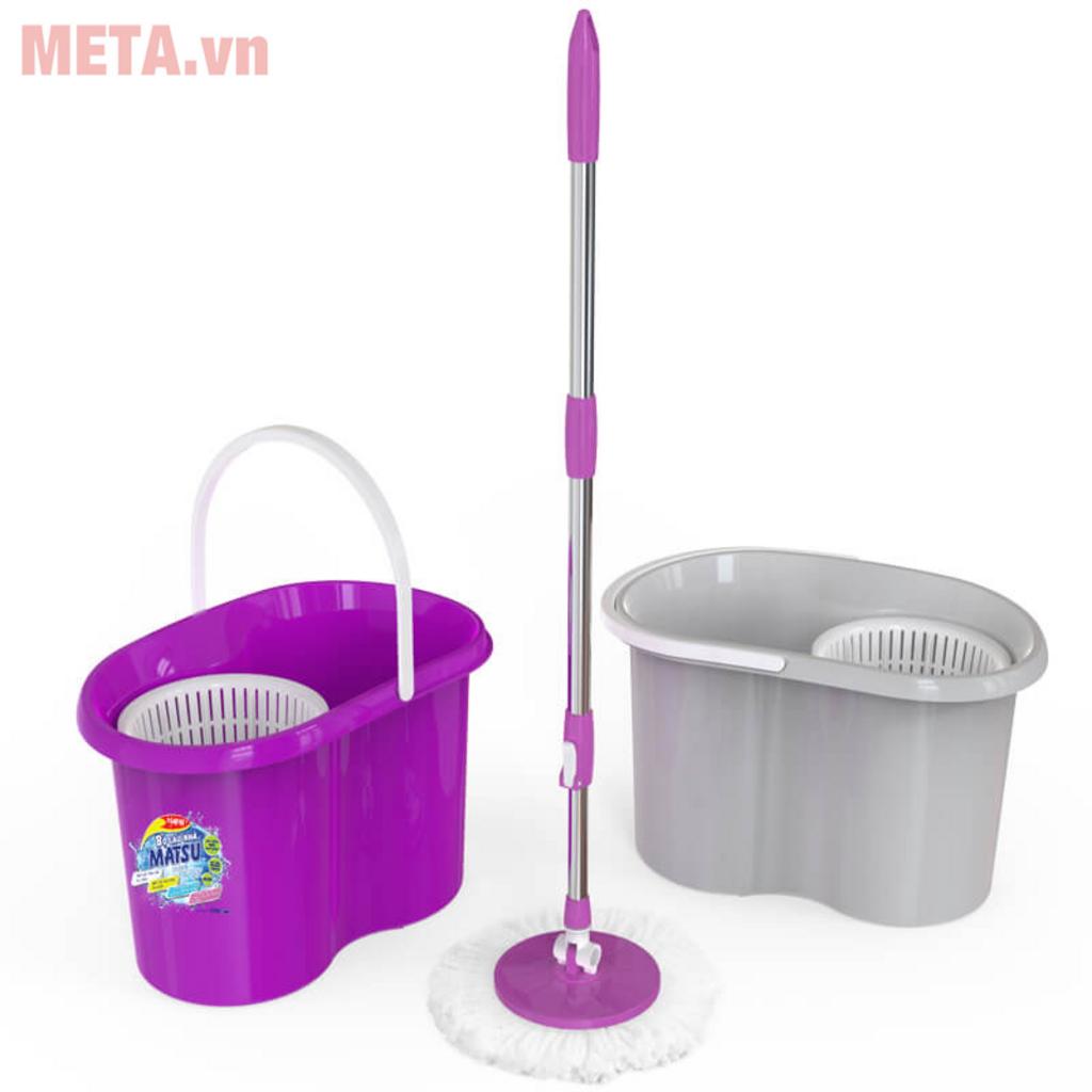 Lồng vắt ly tâm giúp đầu lau khô nhanh và thao tác nhẹ hơn.
