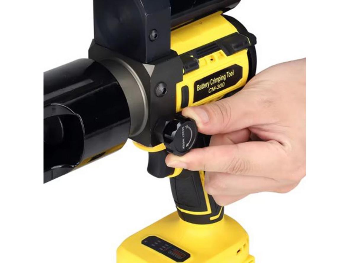 Lực ép 75kN giúp mối ép chắc và ổn định.