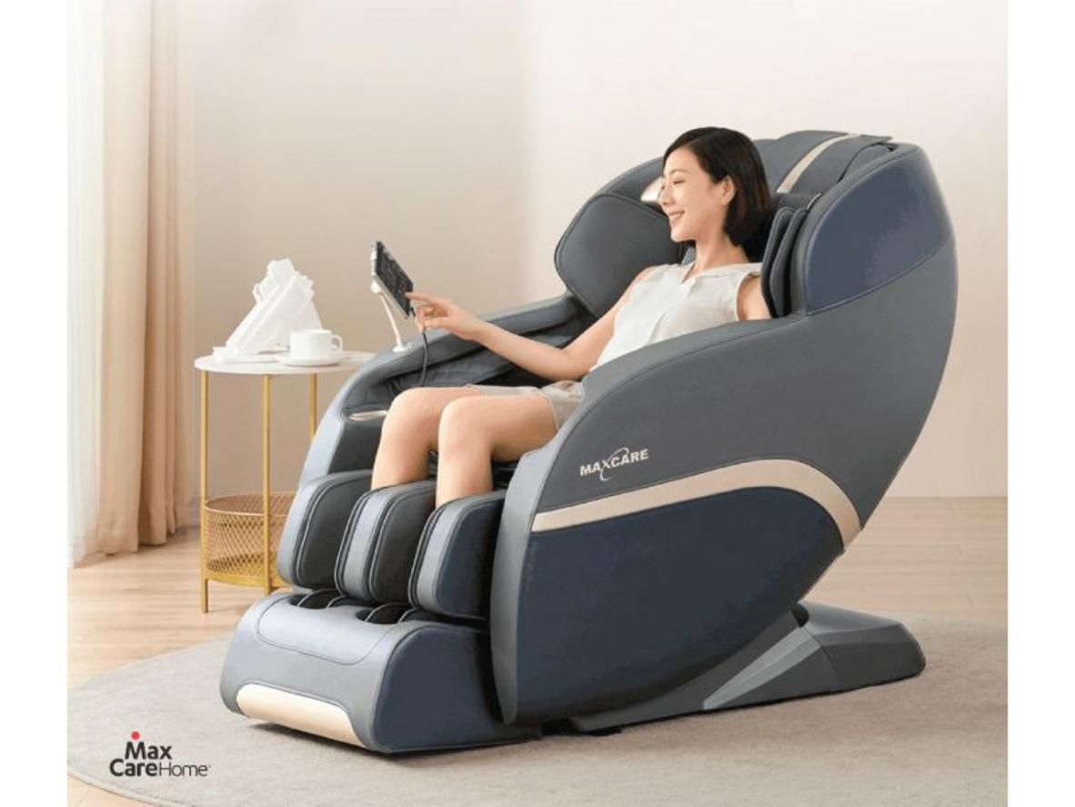 Massage 4D AI kết hợp SL-Track 135cm mang lại cảm giác ôm trọn cơ thể.