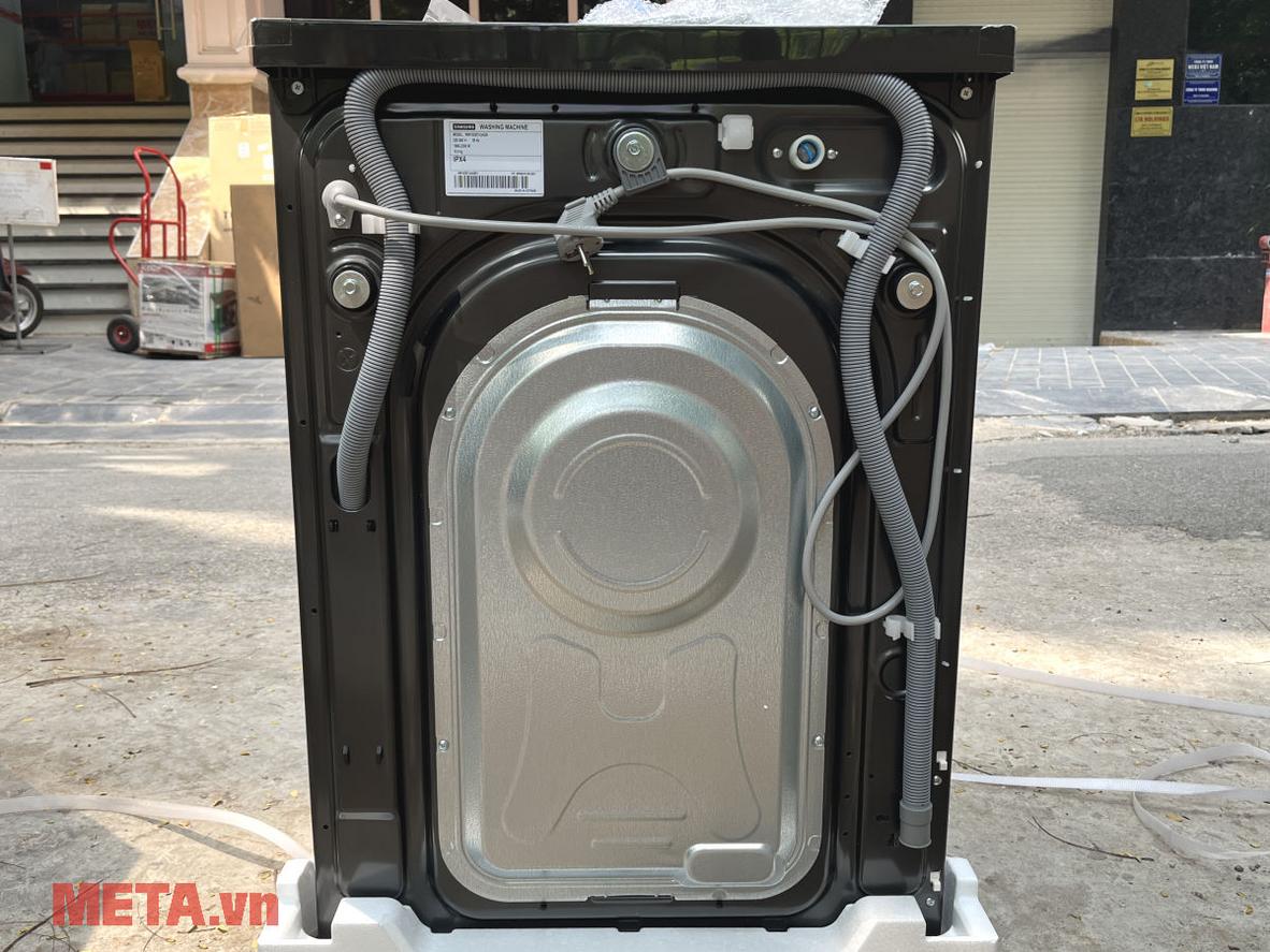 Dung tích 10kg phù hợp gia đình 5–7 người và nhu cầu giặt thường xuyên.