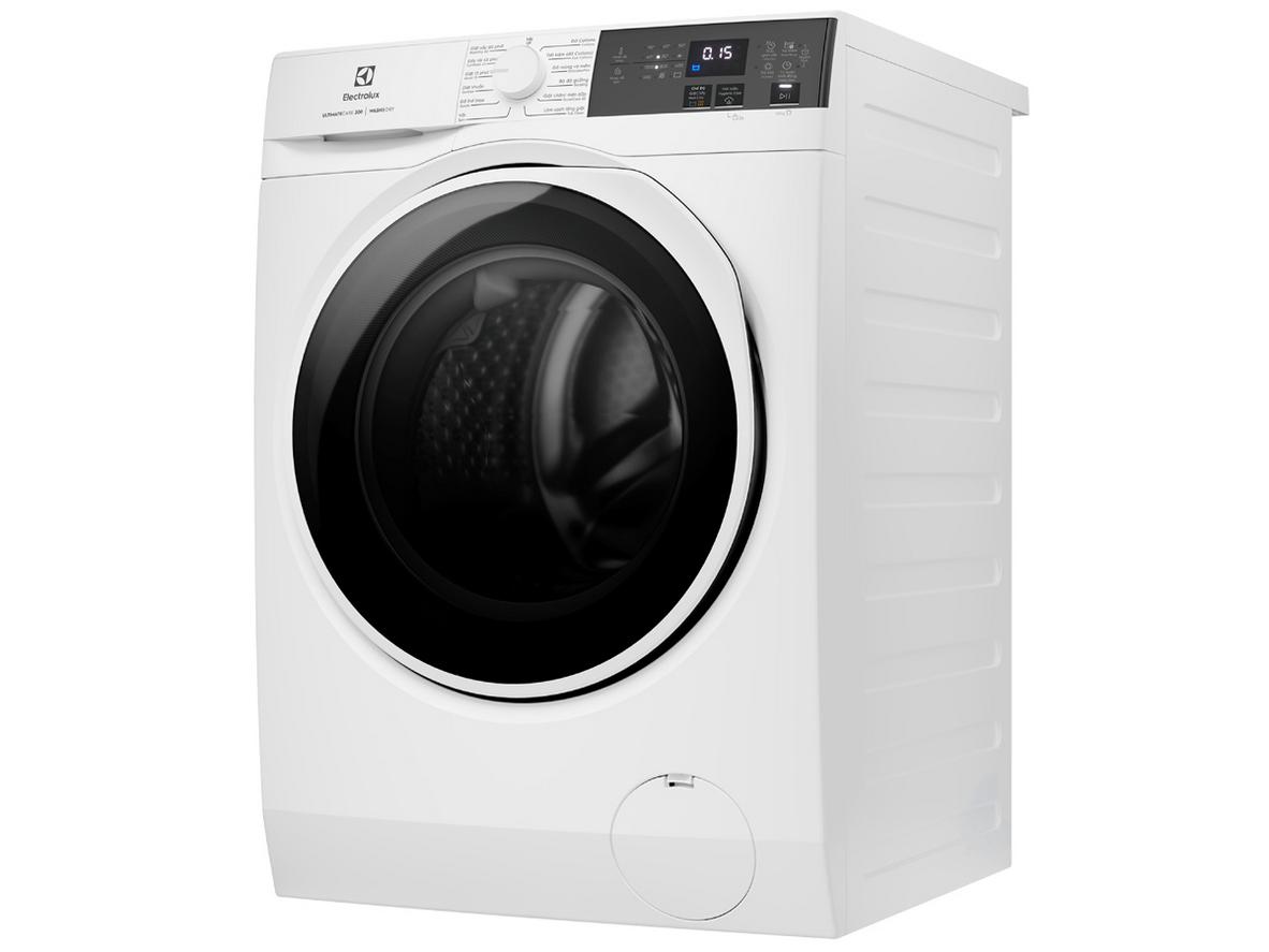 Thiết kế cửa trước hiện đại, phù hợp không gian giặt gia đình Việt.