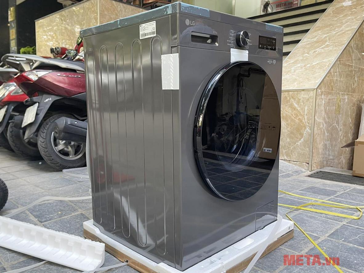 LG FB1209D5M là máy giặt sấy 2 trong 1 gọn cho gia đình hiện đại.