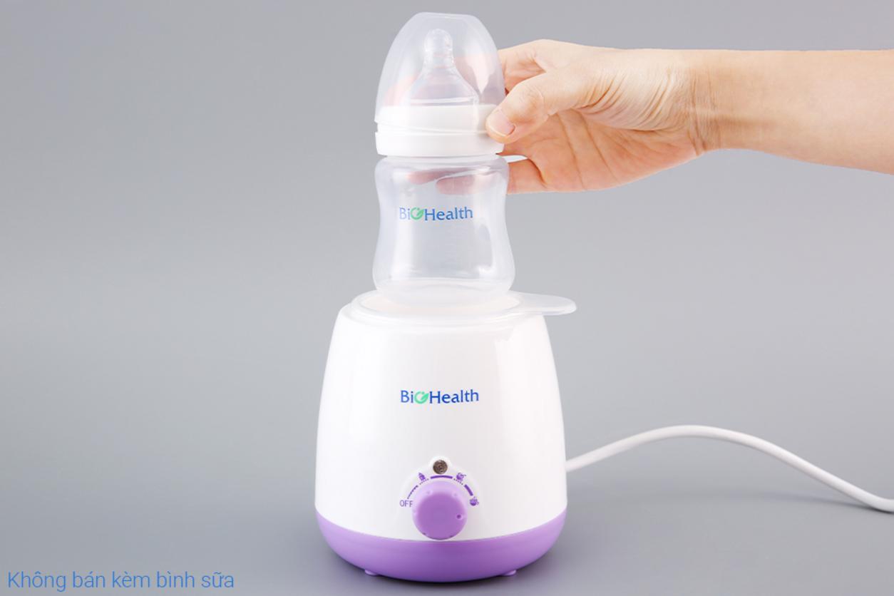 BH8110 dùng hơi nước để hâm sữa và tiệt trùng bình sữa.
