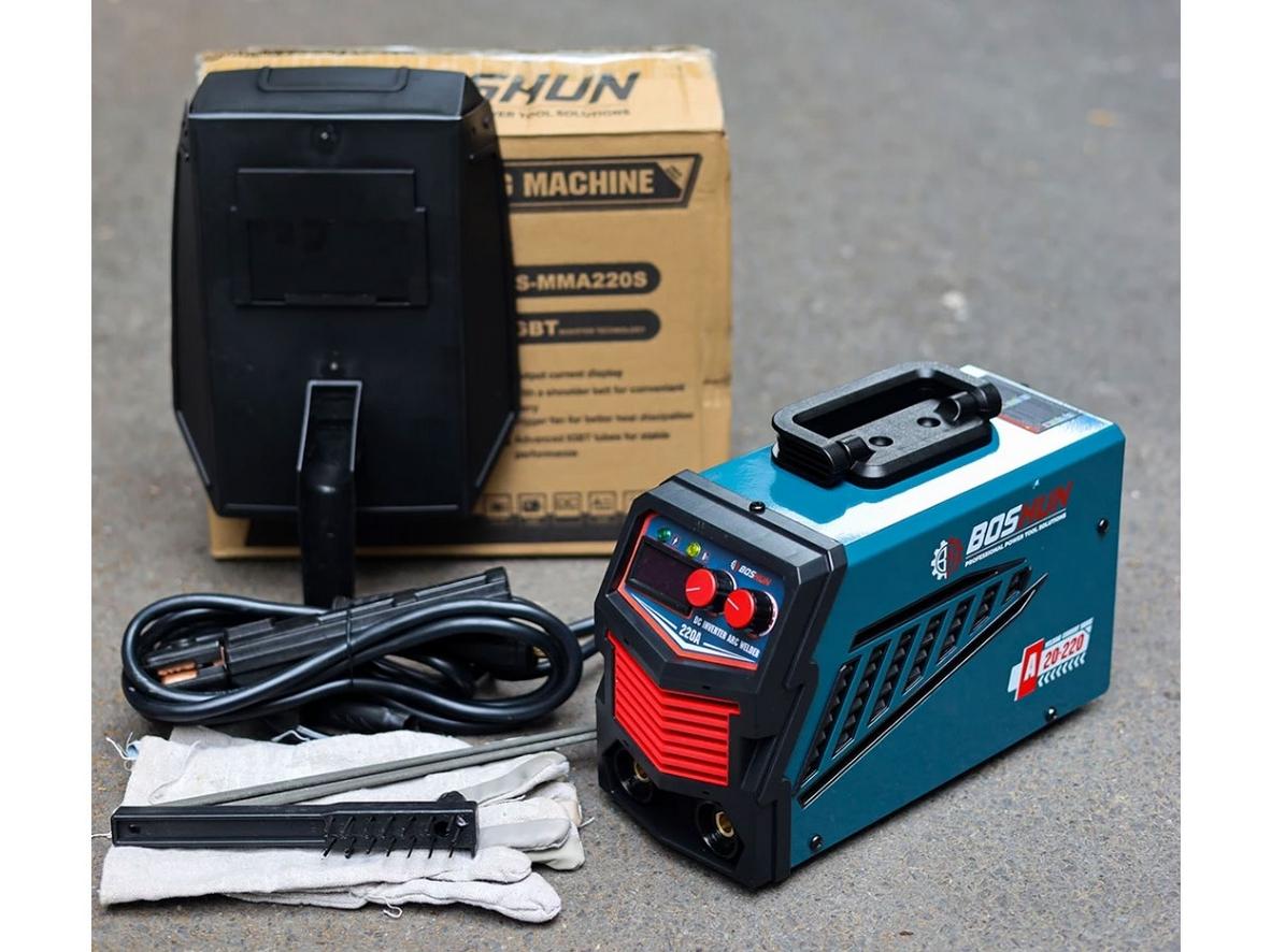Boshun BS-MMA220S là mẫu máy hàn mini gọn nhẹ nhưng đủ lực cho nhu cầu hàn dân dụng.