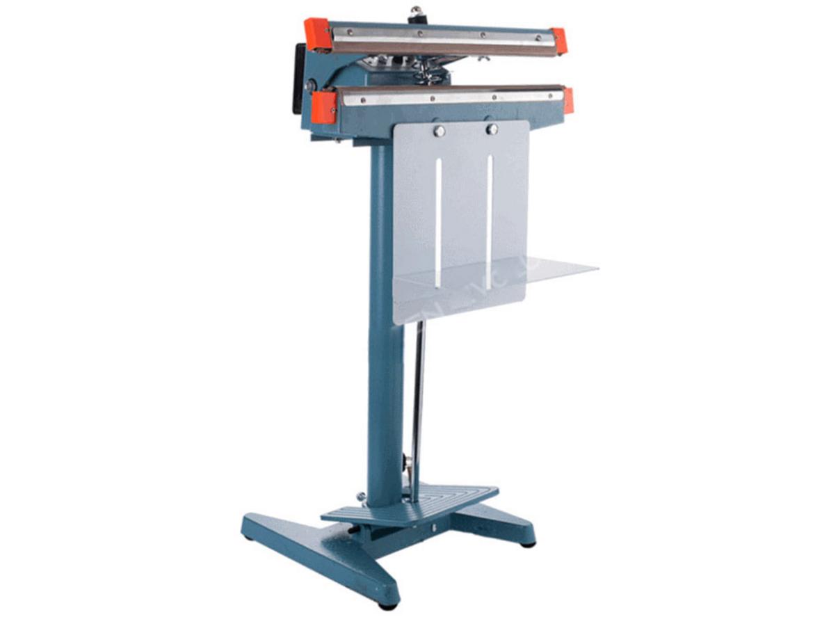 FS02-65 nổi bật với thanh hàn 65cm, dập chân rảnh tay và khung kim loại bền chắc.