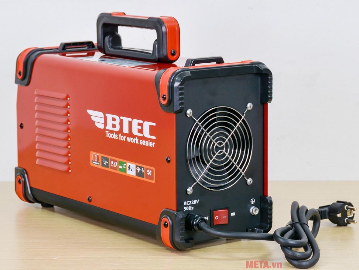Máy hàn que BTEC MMA 315 phù hợp cho công trình và xưởng cơ khí.