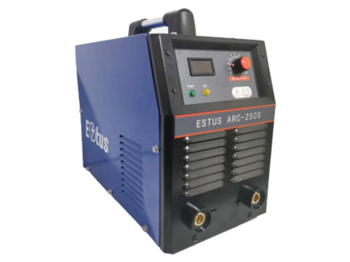 Máy hàn que Estus ARC 250S xách tay, gọn và phù hợp nhiều công việc hàn thực tế.