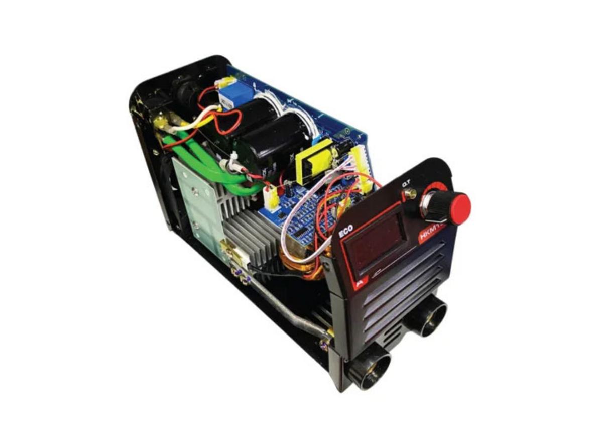 HKM1250E cho hồ quang ổn định, phù hợp công việc hàn dân dụng và sửa chữa nhẹ.