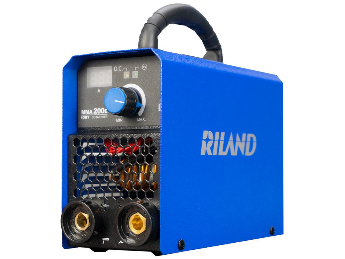 Máy hàn que Riland MMA 200E (Mini) nhỏ gọn, dễ mang theo, phù hợp hàn dân dụng và cơ khí nhẹ.