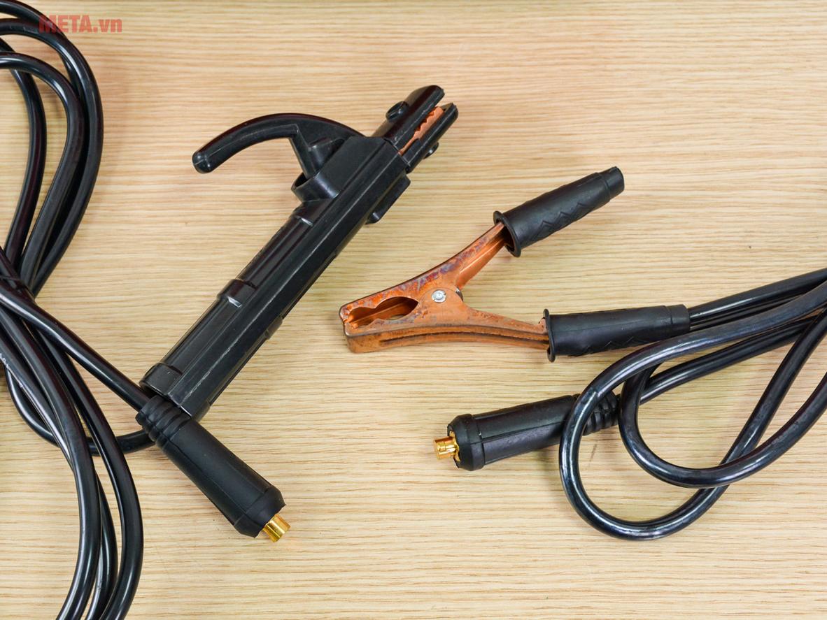 Dùng điện 220V dân dụng, phù hợp nhà xưởng nhỏ và hộ gia đình.