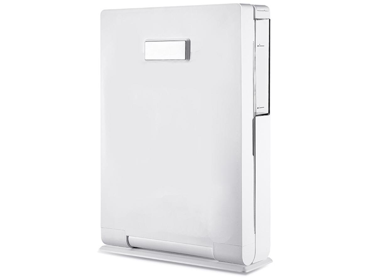 PW-2324 có 3 tầng hấp, bảng điều khiển điện tử và bình nước 1,7 lít.