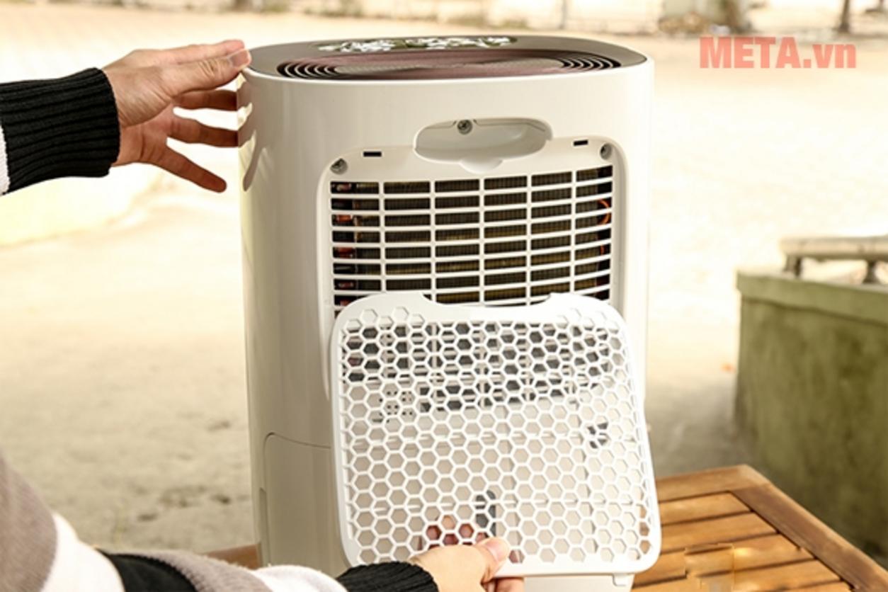 Thông số cốt lõi của FujiE HM-912EC-N: 12 lít/ngày, 180W, 36–40dB và bình 2.6 lít.