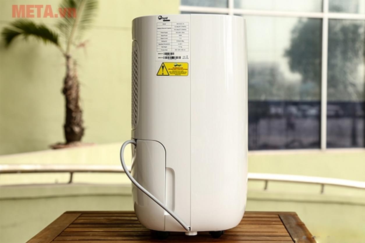 Thông số cốt lõi của FujiE HM-912EC-N: 12 lít/ngày, 180W, 36–40dB và bình 2.6 lít.