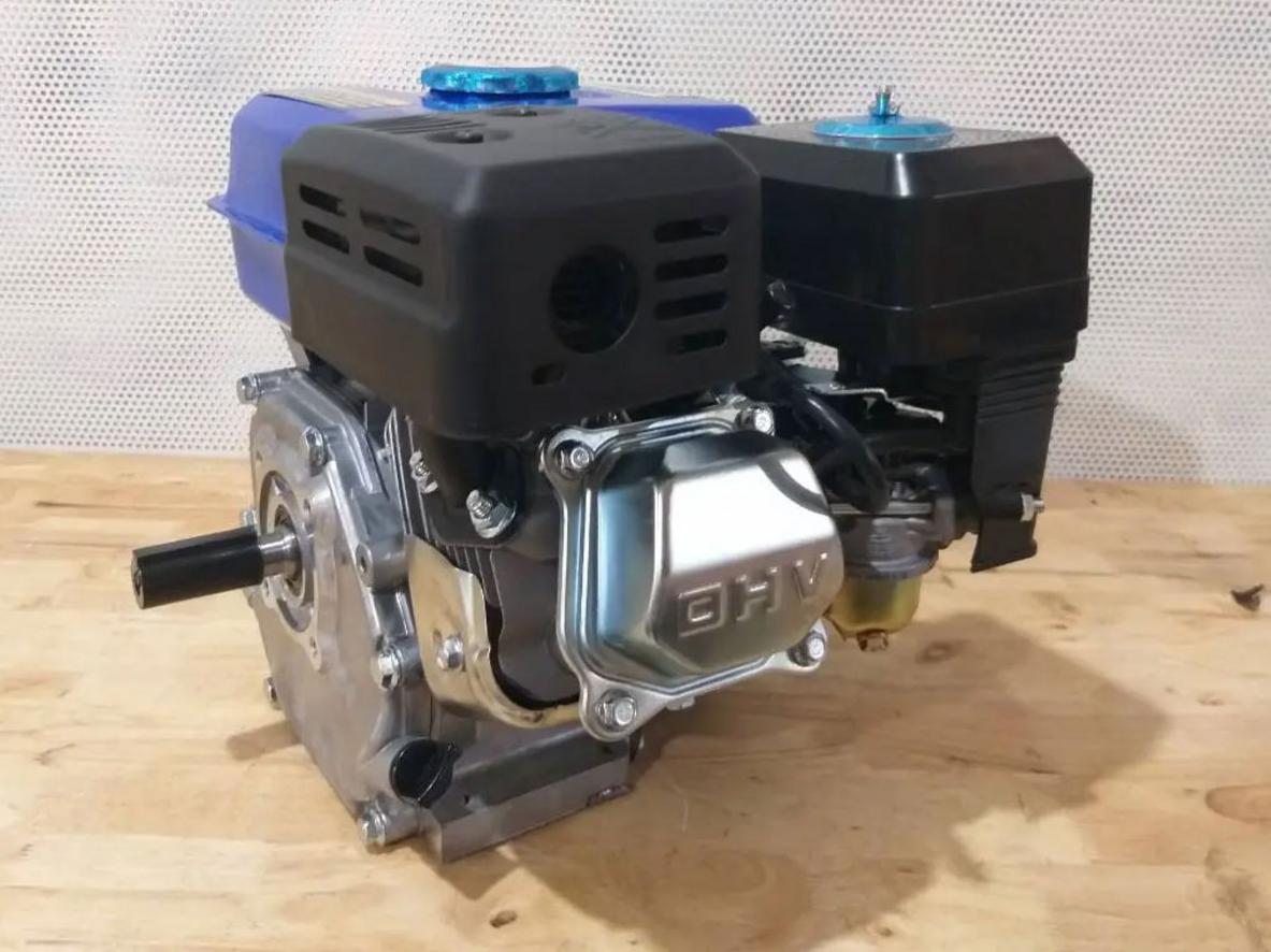 Nguồn 220V và cơ chế giật tay giúp máy dễ lắp đặt, dễ vận hành.