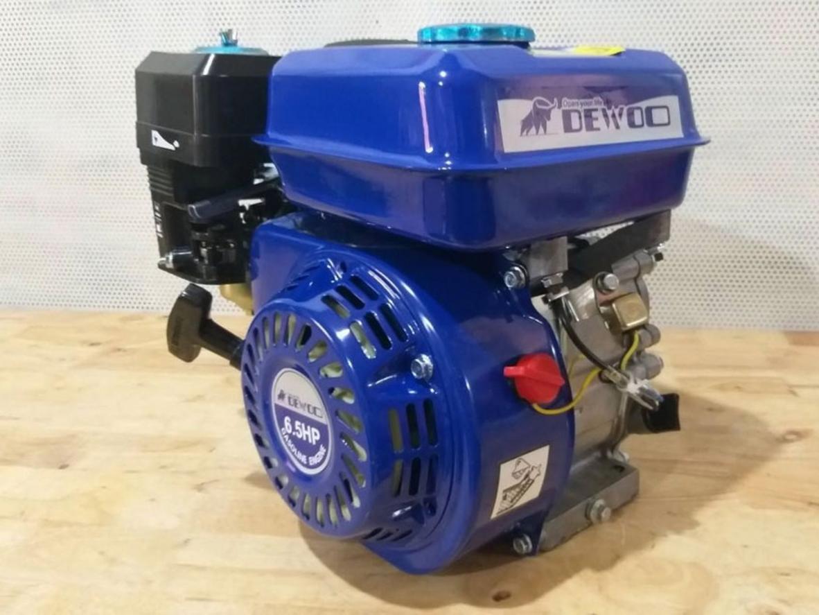 Máy nổ Dewoo DW-6.5HP gọn nhẹ, công suất 6.5HP, phù hợp nhiều nhu cầu dân dụng và cơ khí nhỏ.