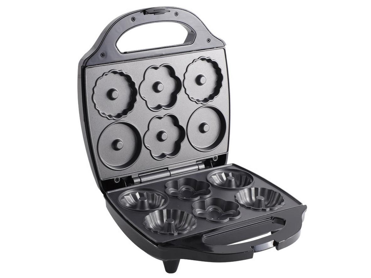 Công suất 700W - 900W giúp máy gia nhiệt nhanh và nướng bánh snack tiện lợi.