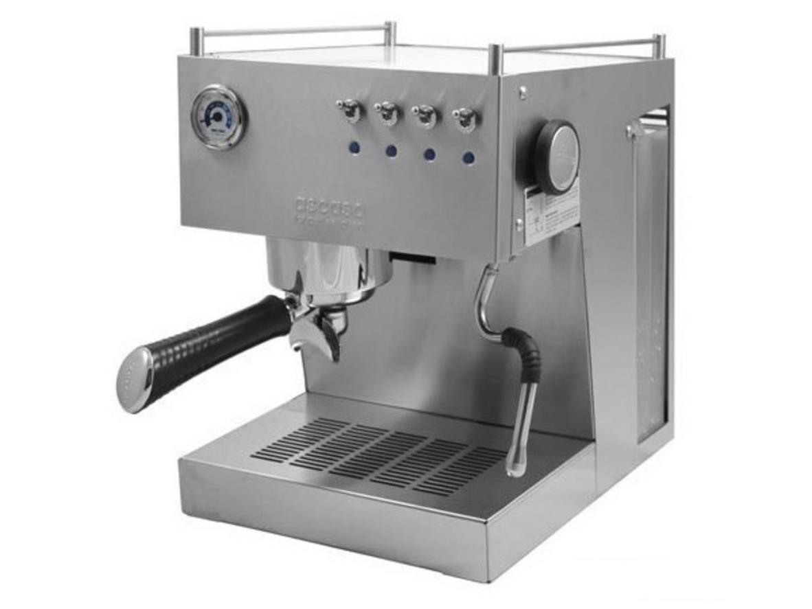 Cụm chiết xuất và điều khiển của Ascaso Uno-12 cho quán nhỏ.