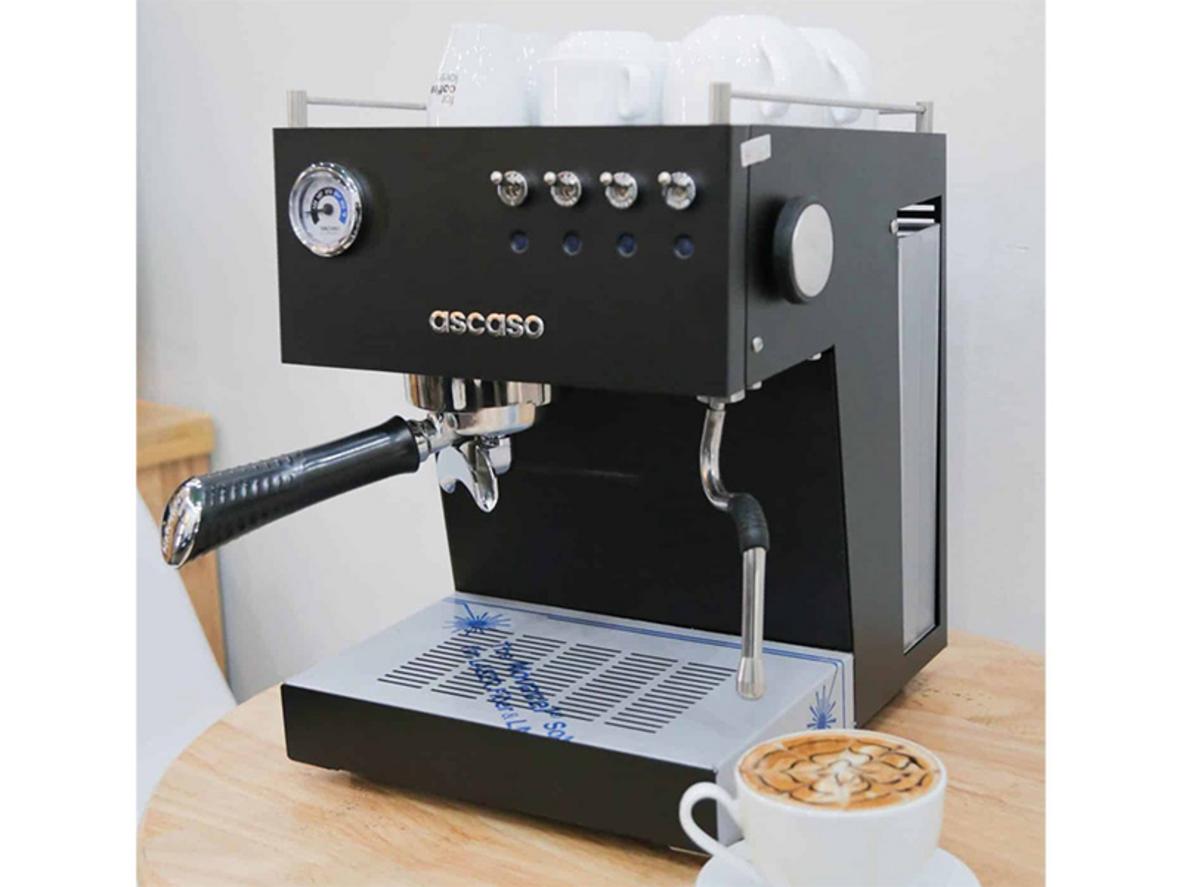 Máy pha cà phê Ascaso Uno-12 cho quán nhỏ và mô hình phục vụ ổn định.