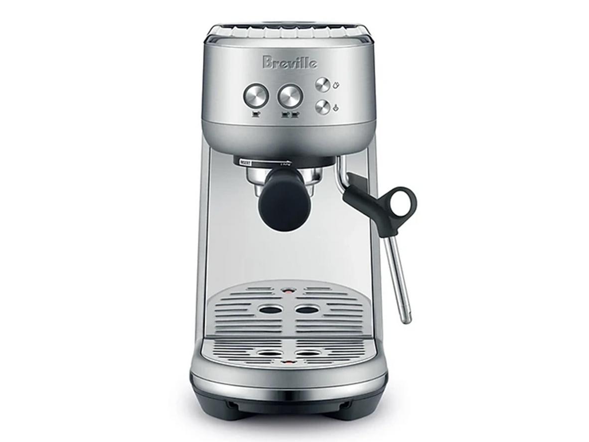 Breville the Bambino BES 450 BSS nhỏ gọn nhưng cho trải nghiệm espresso chuẩn quán.