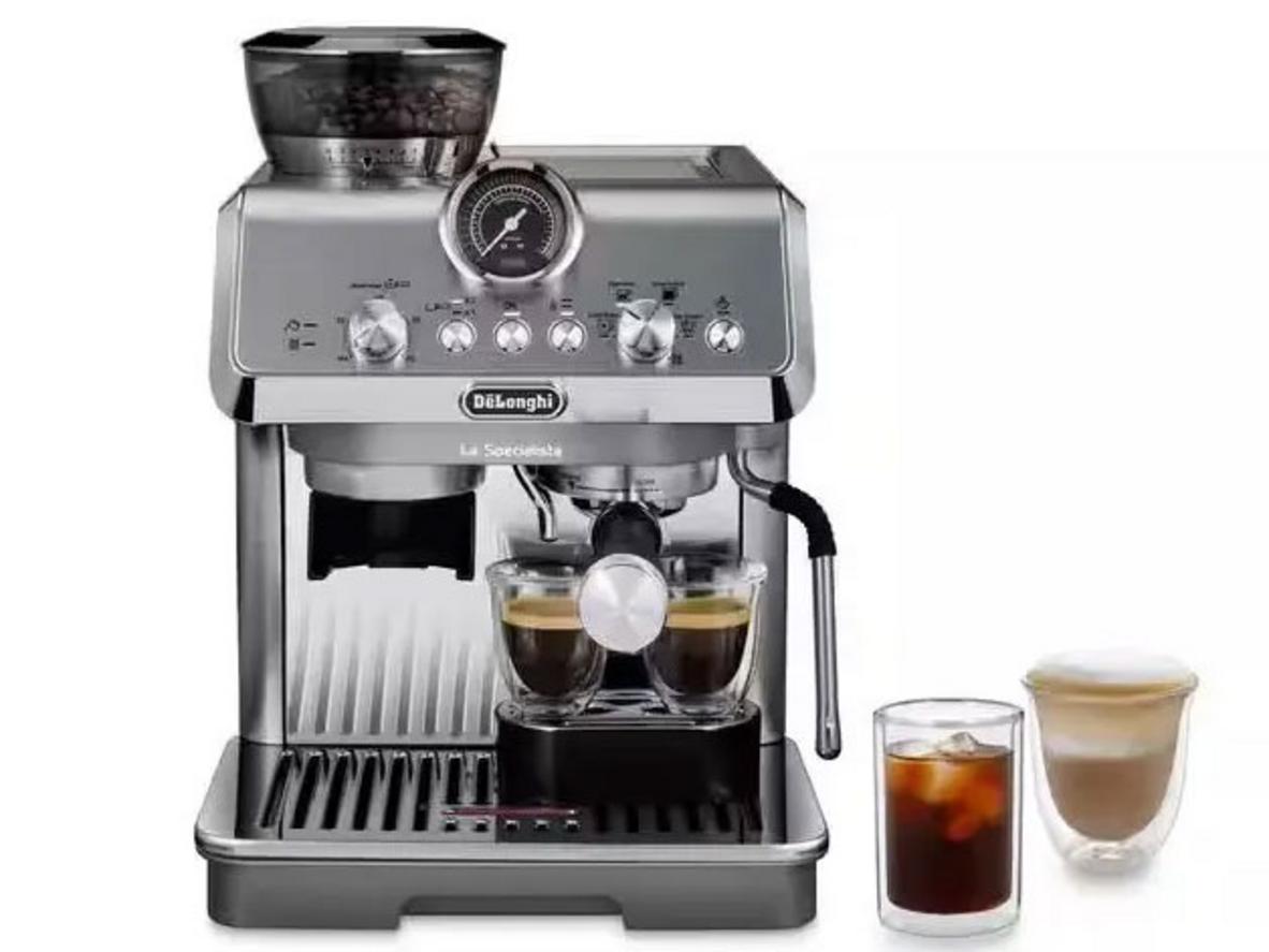 Delonghi EC9255.M mang lại trải nghiệm pha espresso chuẩn barista tại nhà.
