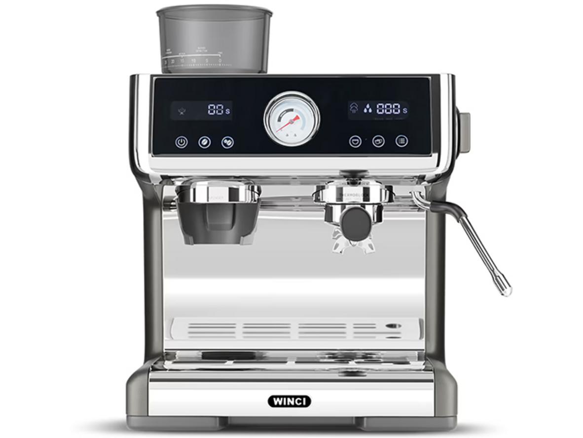 Winci EM58 nổi bật với 2 boiler độc lập, công suất 3.000W và điều khiển cảm ứng.