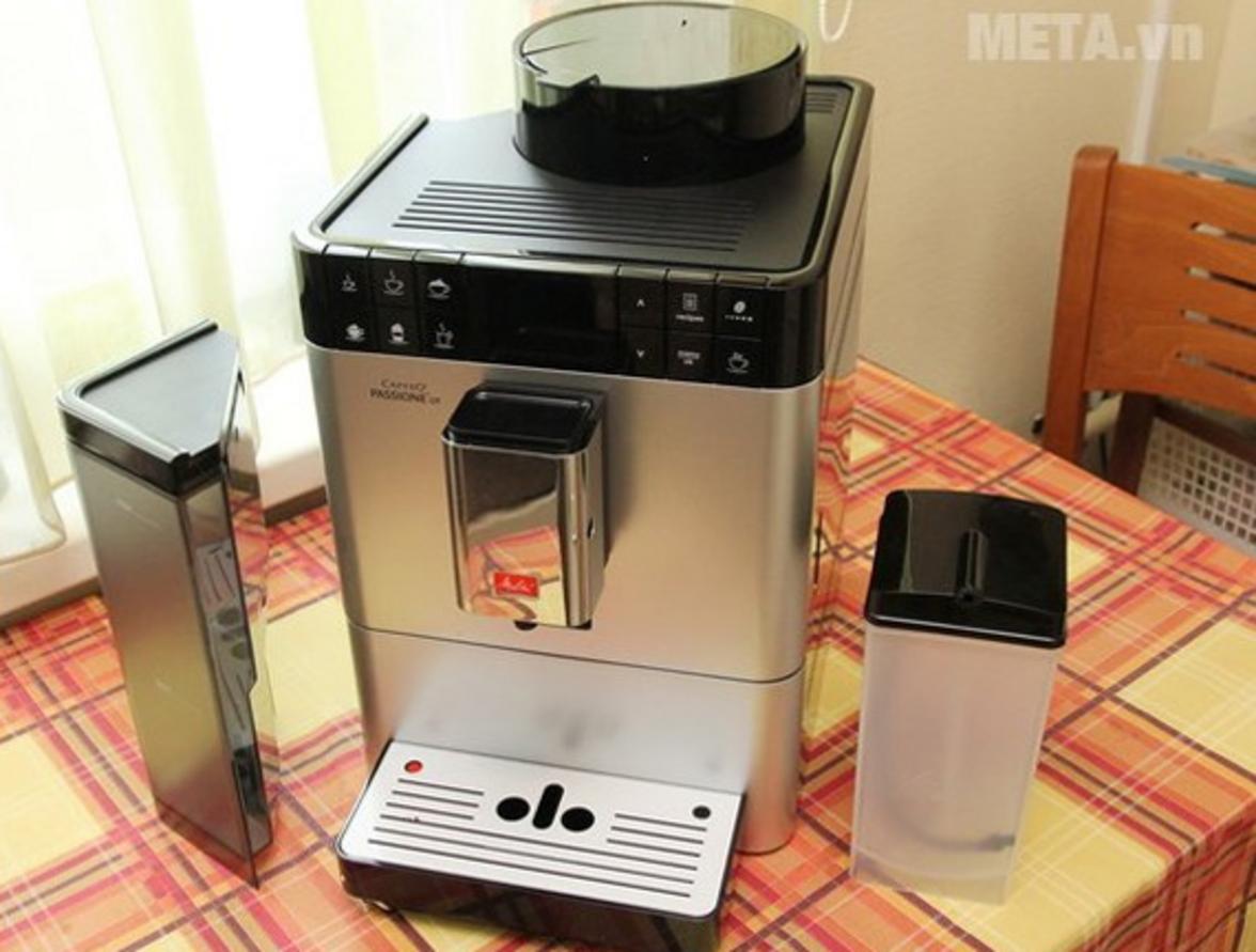 One Touch và Auto Cappuccinatore giúp pha cappuccino, latte nhanh và đồng đều.