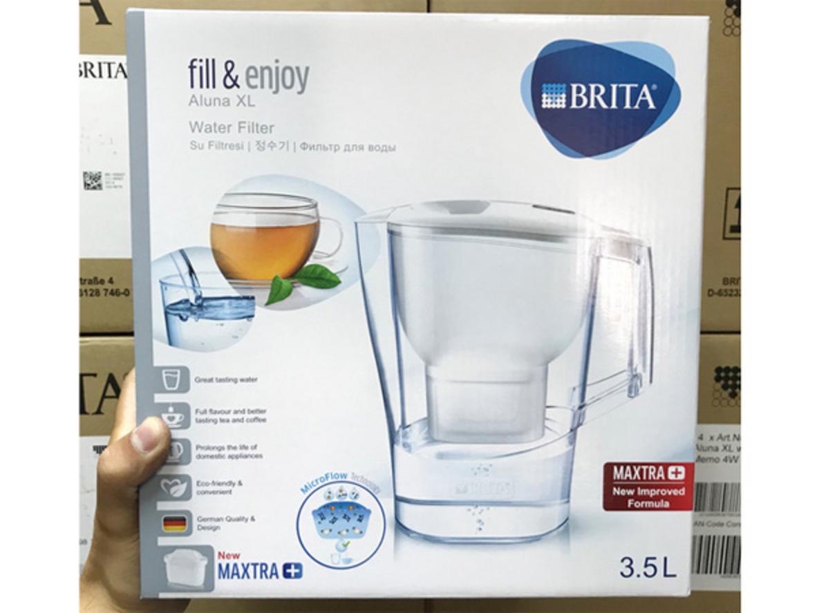 MicroFlow và Brita Memo giúp lọc tiện và nhắc thay lõi đúng lúc.