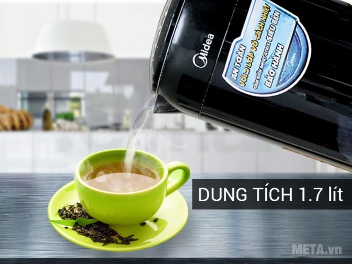 Đế Strix và đèn LED giúp thao tác sử dụng trực quan, tiện lợi hơn.