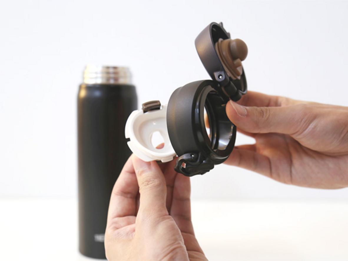 Nút bấm một chạm và khóa an toàn của Thermos JNL-502