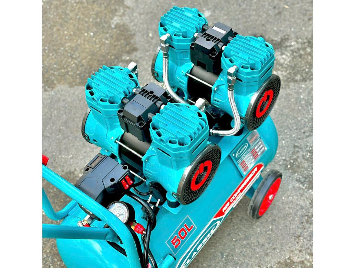 Mô tơ lõi đồng 100% và bánh xe di chuyển tiện lợi