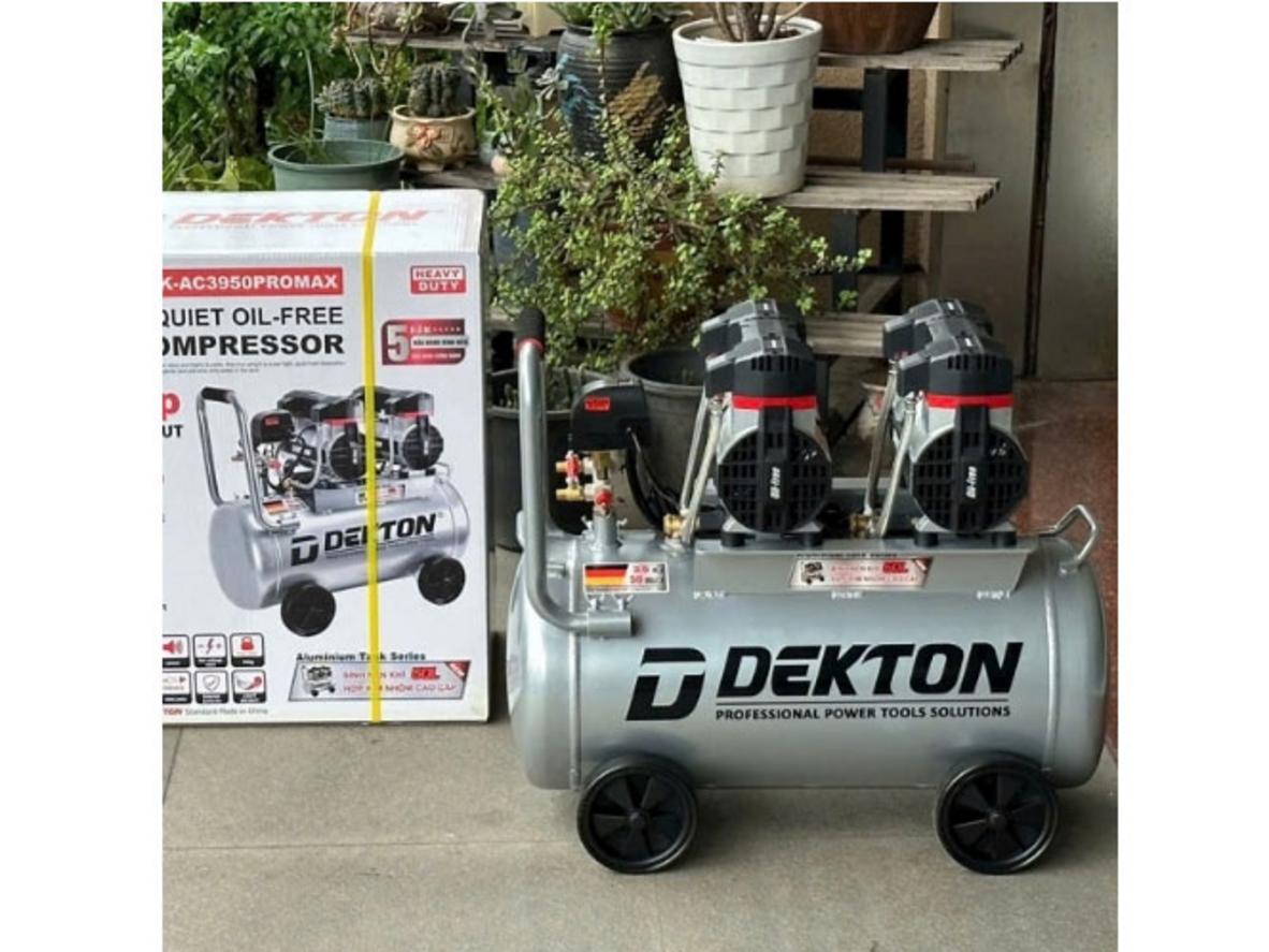 Motor dây đồng và rơ le FBANG hiển thị điện áp
