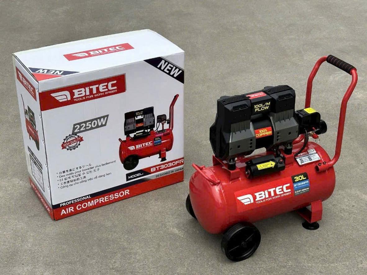 Công suất 1500W, bình 30 lít, áp suất 8 bar cho hiệu suất ổn định.