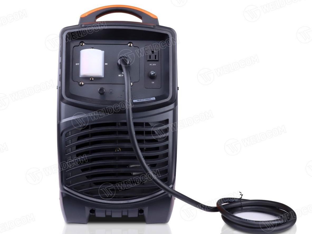 Nguồn 3 pha AC380V giúp máy vận hành ổn định trong xưởng.