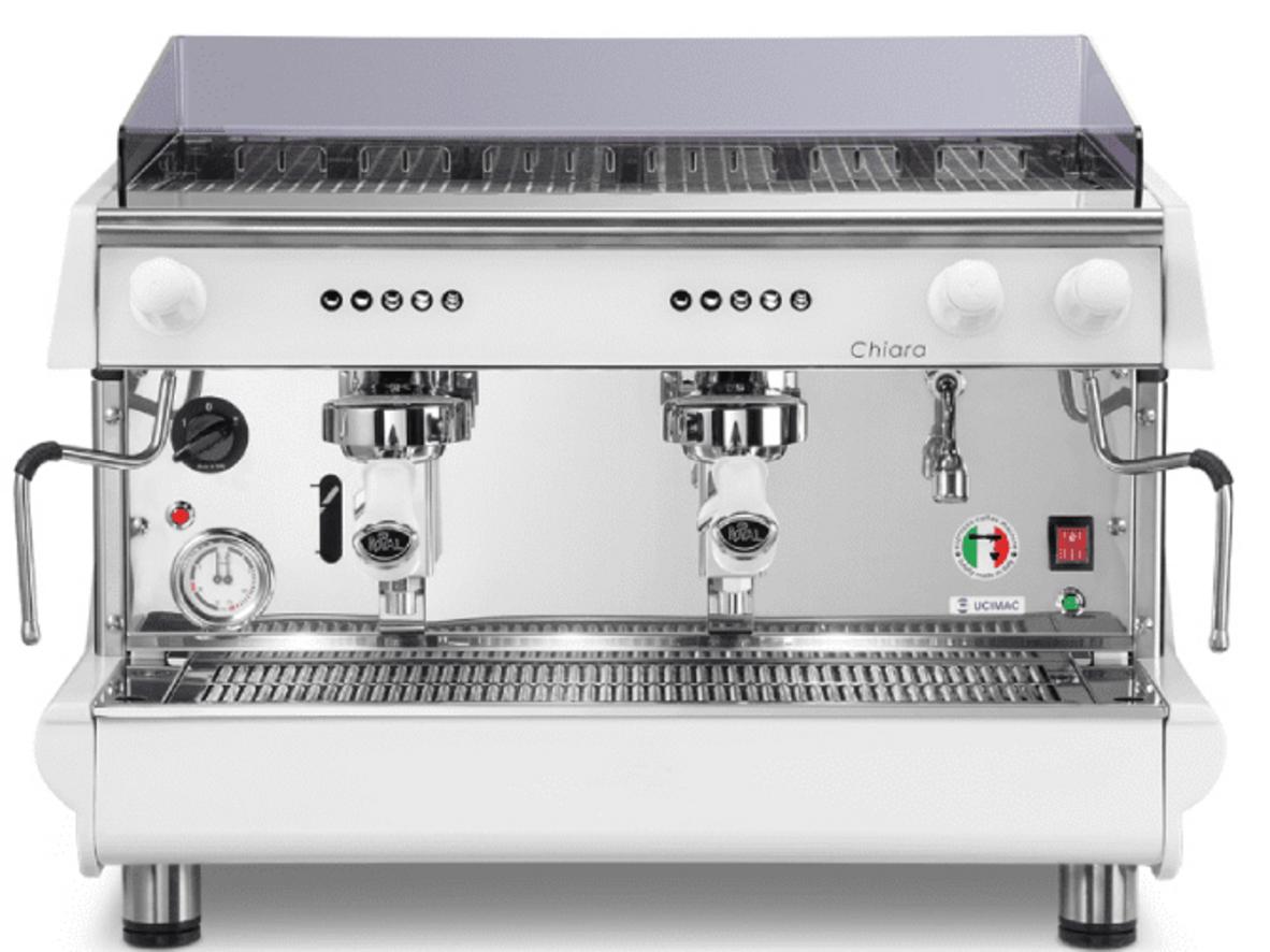 Nồi hơi đồng 11 lít giúp Royal Chiara Giesse giữ nhiệt ổn định cho shot espresso