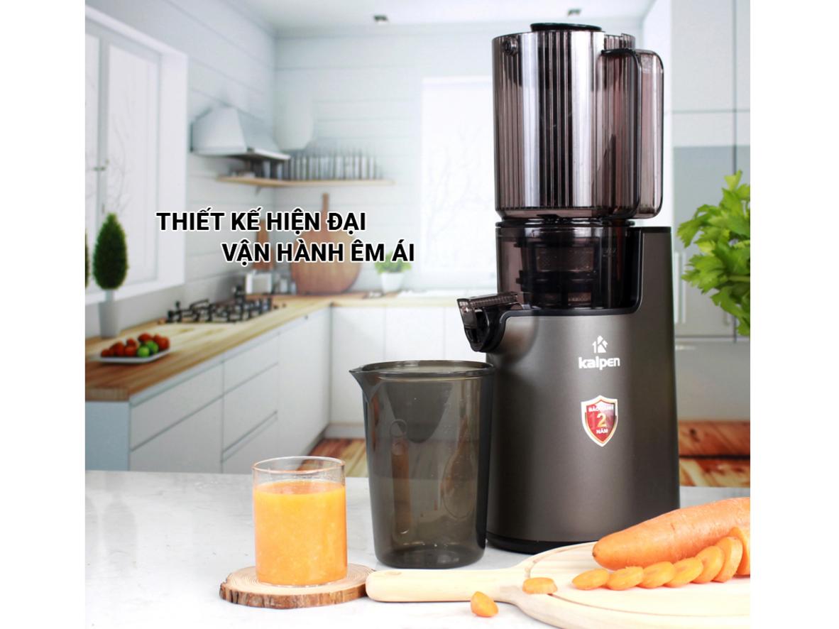 Ống tiếp nguyên liệu 110mm giúp ép nguyên quả tiện hơn.