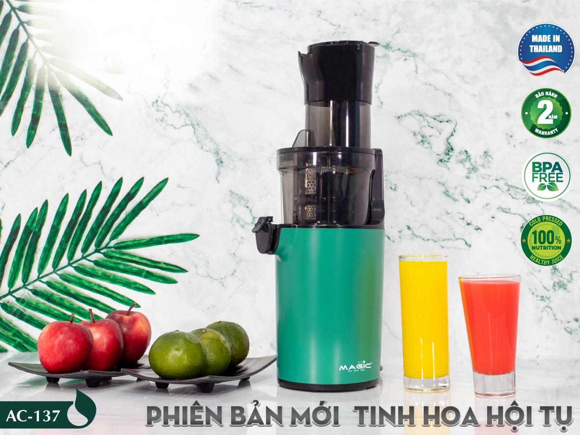 Ống tiếp nguyên liệu 8cm cho phép ép nguyên trái tiện hơn