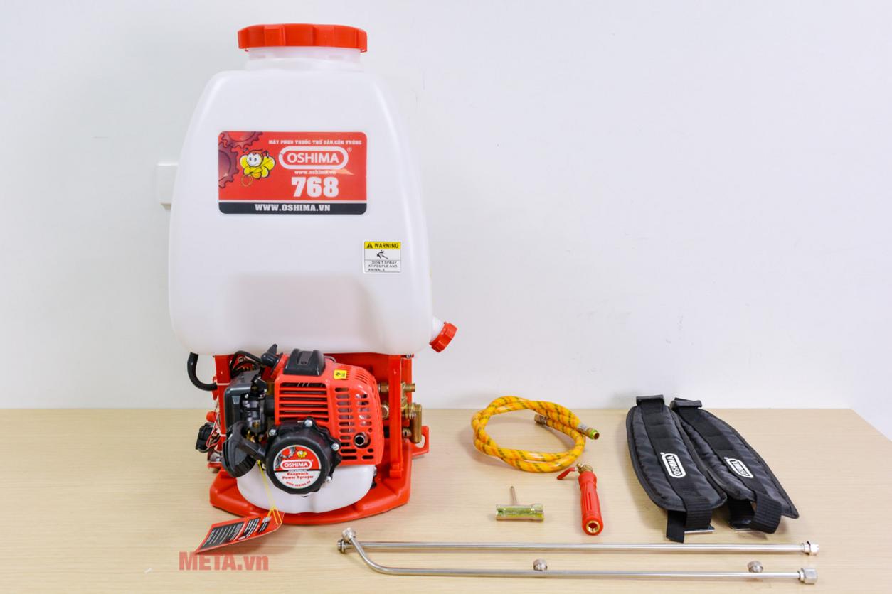 Động cơ 2 thì 1E34F cho lực phun ổn định và khỏe.