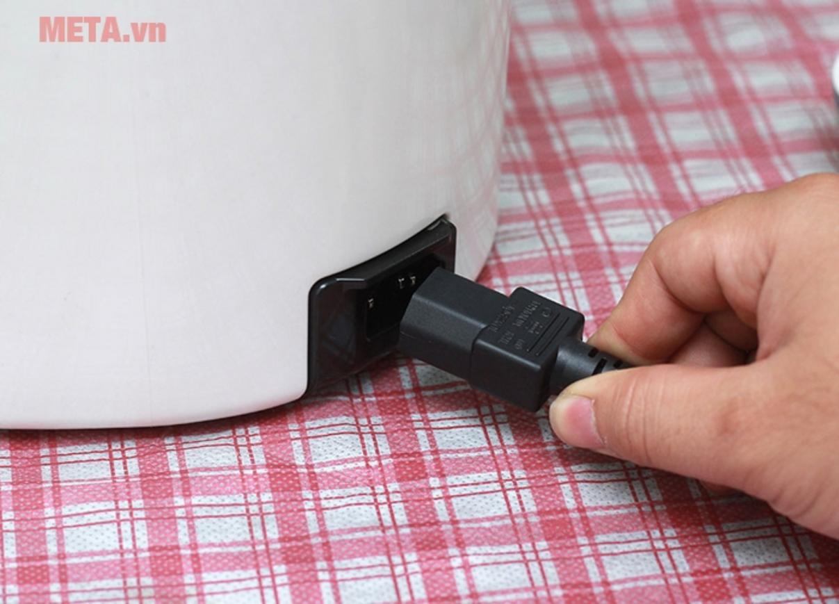 4 mức giữ ấm hỗ trợ nhiều nhu cầu pha chế và sử dụng khác nhau trong ngày.