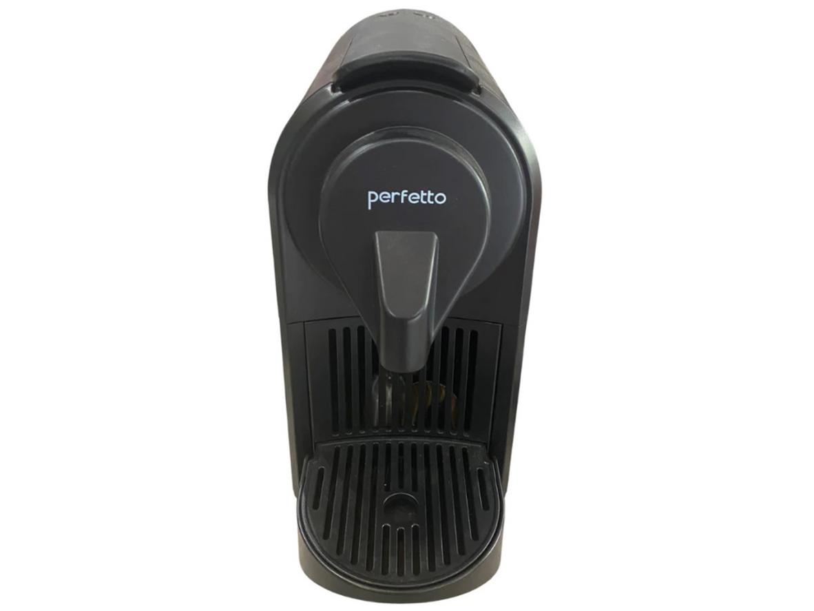 Công suất 1.400W giúp máy sẵn sàng pha nhanh, phù hợp nhịp sống bận rộn.