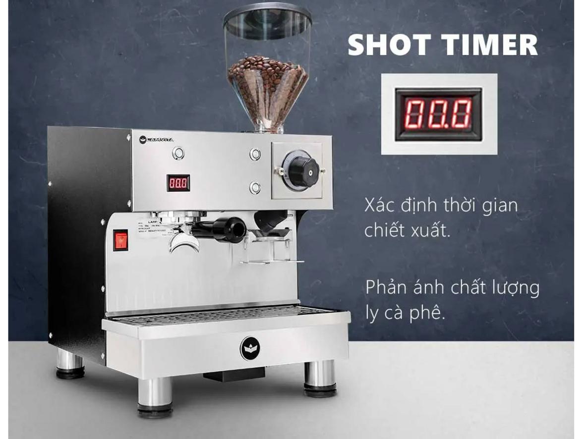 Pre-infusion hỗ trợ ly espresso cân bằng và ổn định hơn.