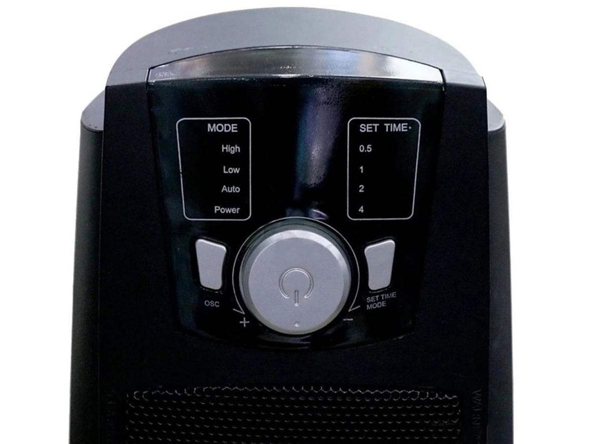 Công nghệ PTC ceramic giúp Tiross TS928 làm ấm nhanh và ổn định hơn trong phòng nhỏ đến vừa.