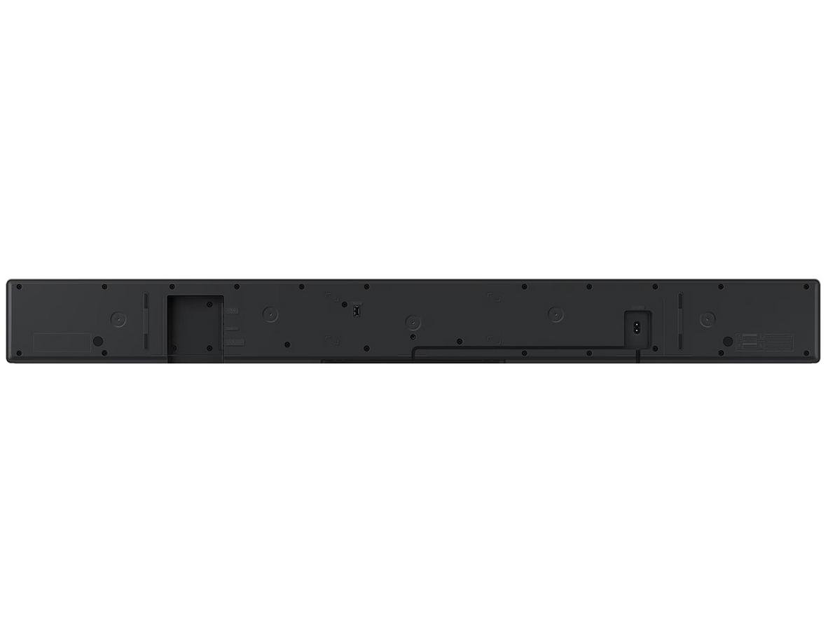 Q-Symphony và Adaptive Sound giúp âm thanh dày hơn, lời thoại rõ hơn.