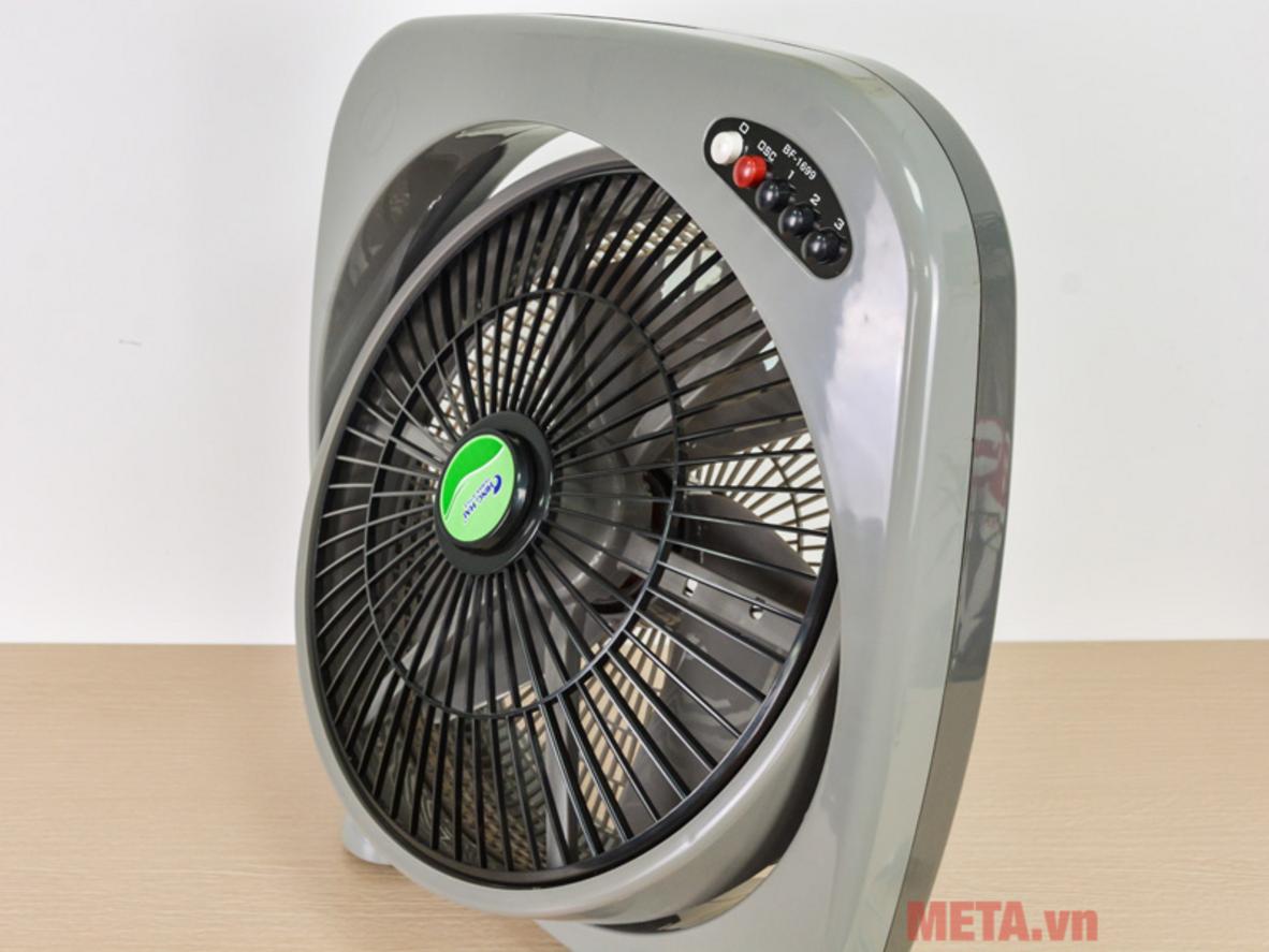 Thiết kế quạt hộp giúp tản gió đều và tiết kiệm diện tích.