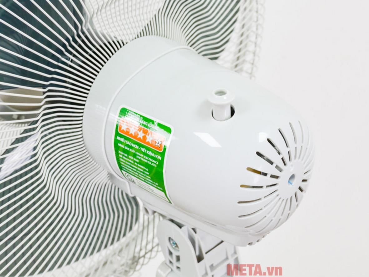 Điều chỉnh chiều cao linh hoạt từ 70-133cm cho nhiều không gian.