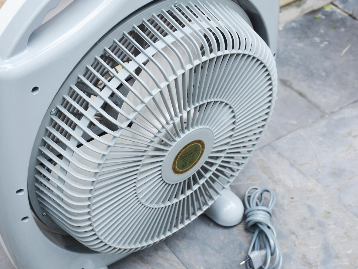 Tổng quan Quạt hộp Vinawind cánh 350 LP/TL