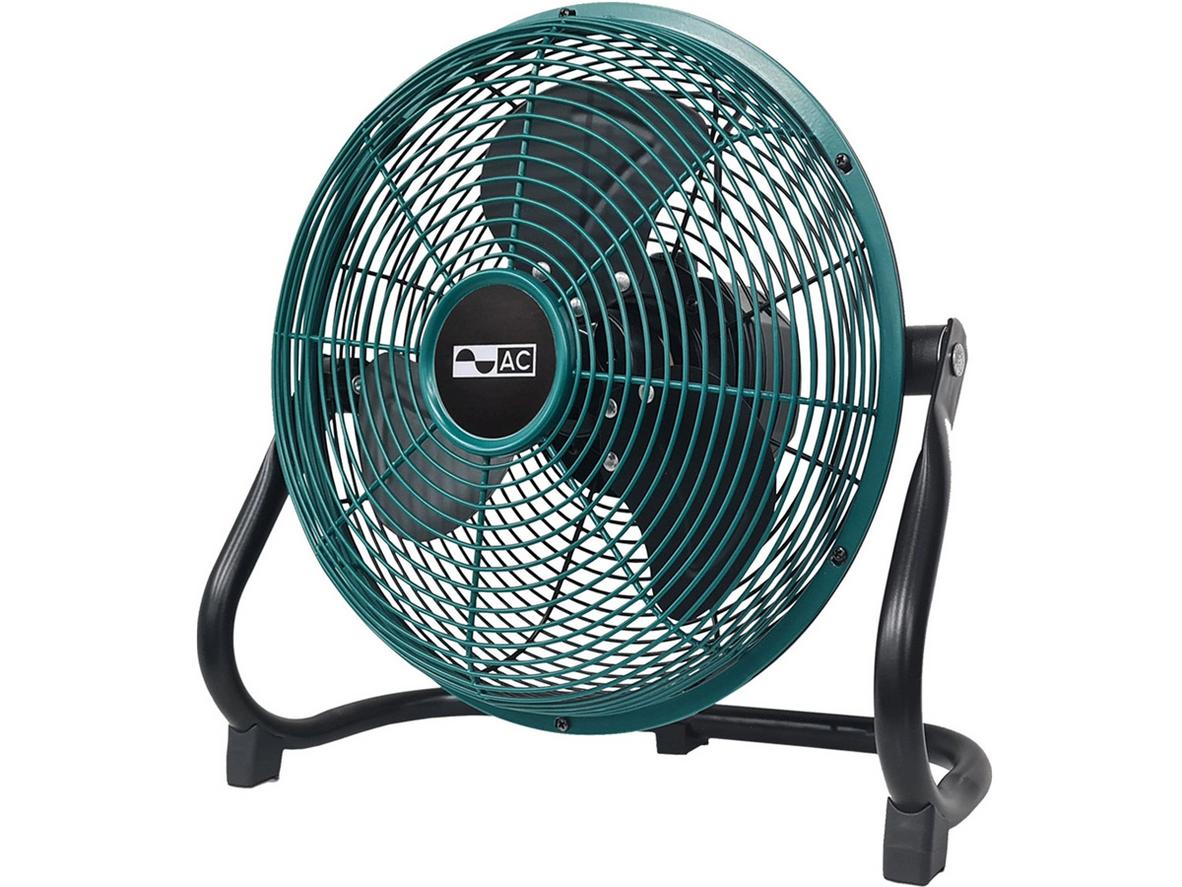 Quạt sạc điện AC 3 cánh ARF01D103 6W phù hợp dùng trong phòng nhỏ, phòng trọ và khi mất điện.