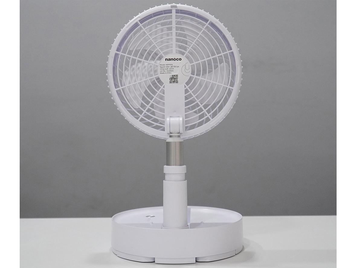 Quạt sạc điện gấp gọn Nanoco NFF1618W (Trắng) với thiết kế 3 trong 1 linh hoạt.