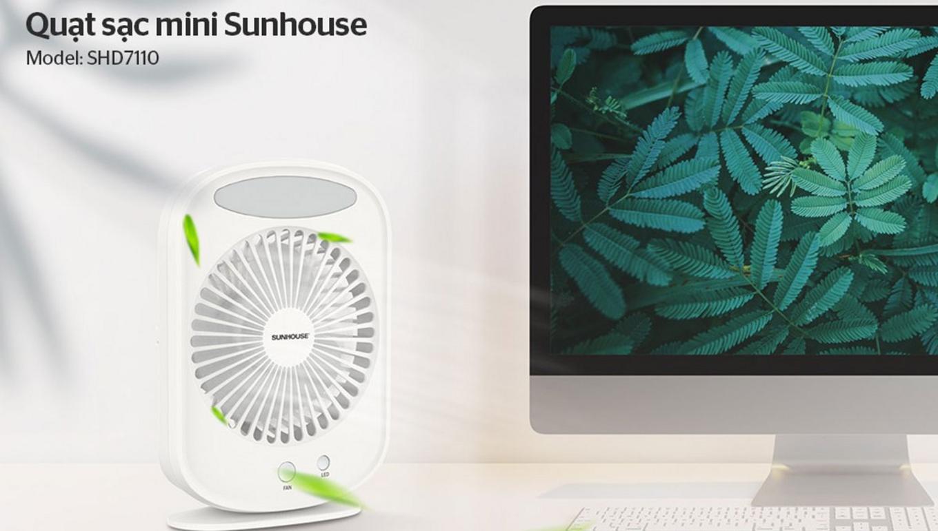 SHD7110 kết hợp quạt để bàn và đèn ngủ, phù hợp không gian nhỏ.