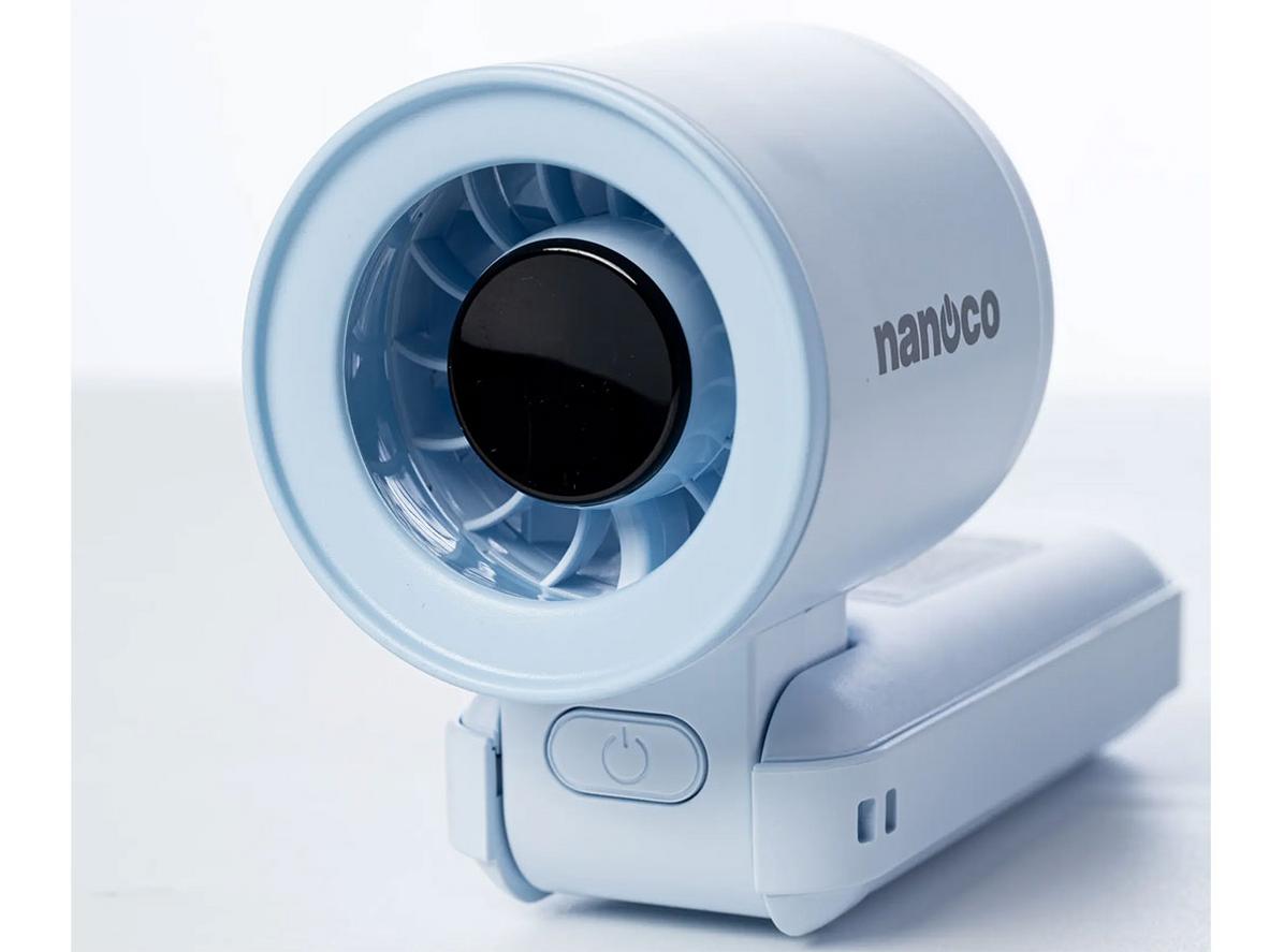 Cổng sạc Type-C giúp sạc tiện và dễ tương thích.